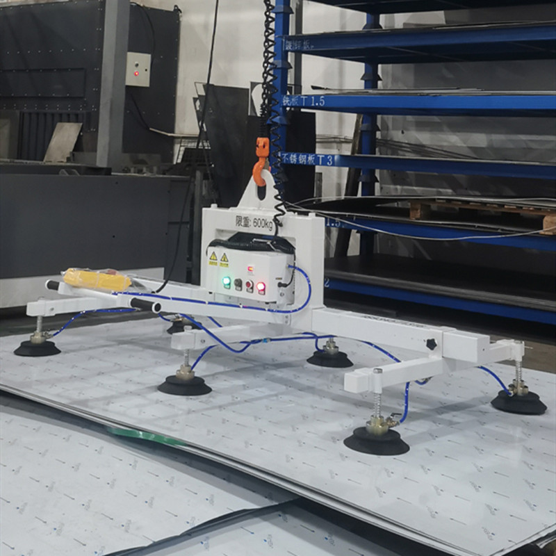 DC12V Battery-Powered Vacuum Lifters Handles 300kg Steel And Aluminum Sheets for Cutting Welding And Assembly