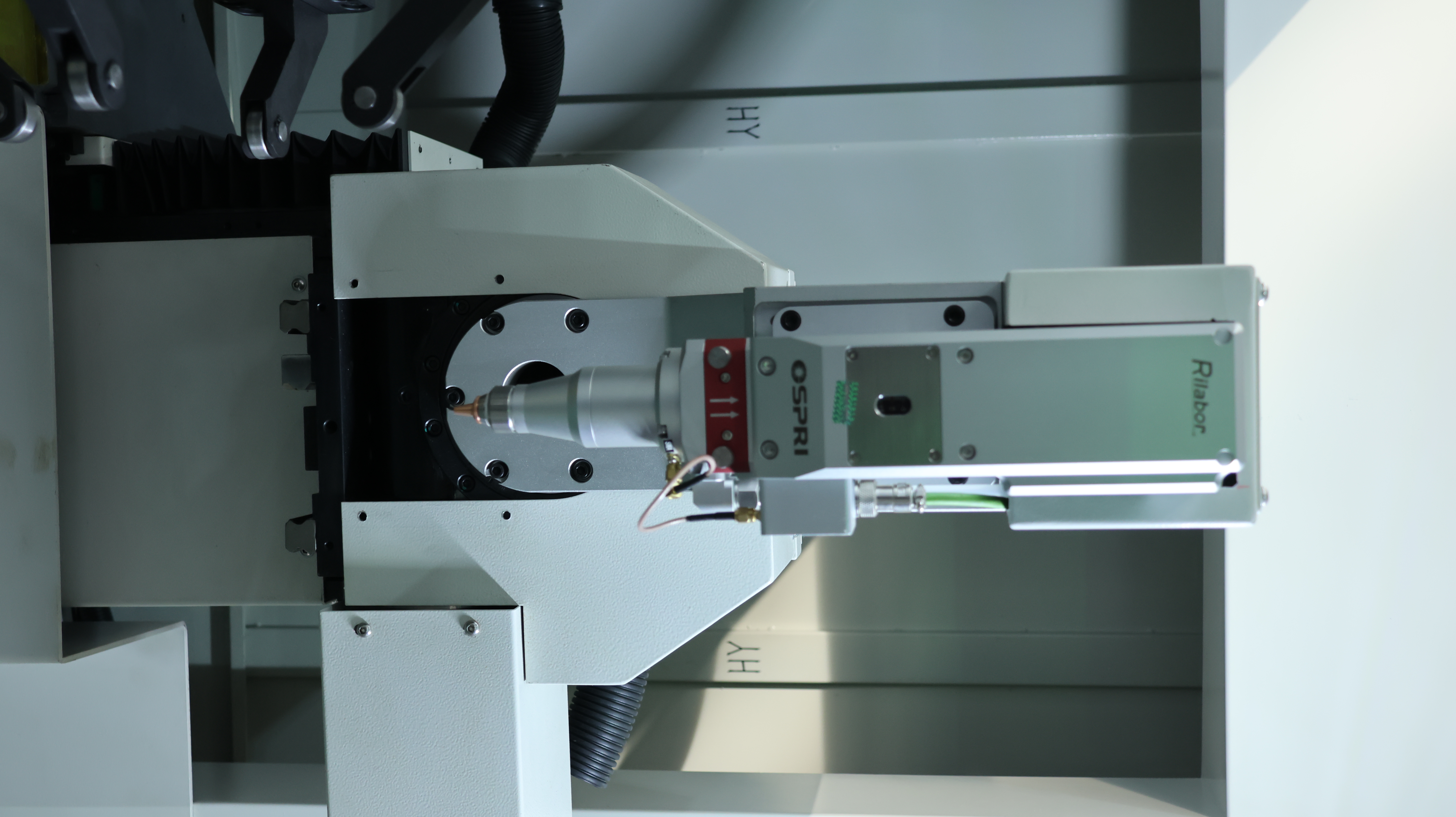 1500-6000 CNC High-Speed Beveling Tube Laser Cutting Machine